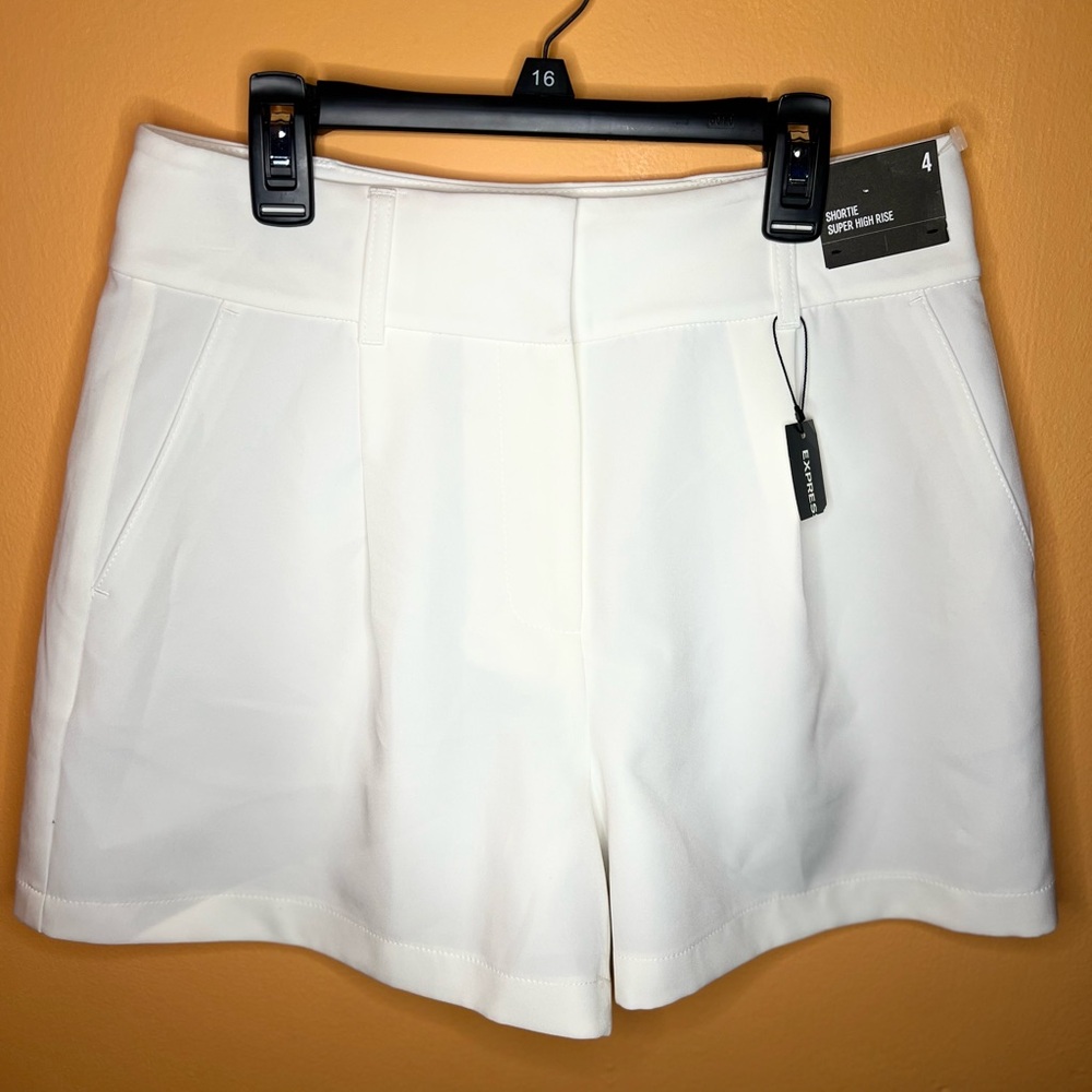 Express Women's Cream High Waist Shorts